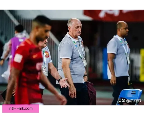 斯科拉里执掌广州恒大再创辉煌斩获亚冠荣耀