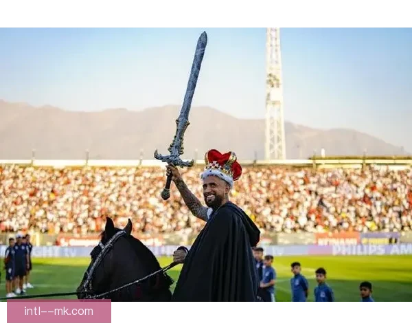 比达尔重返科洛科洛点燃智利坛情怀老将回家冲击荣誉再启传奇之路