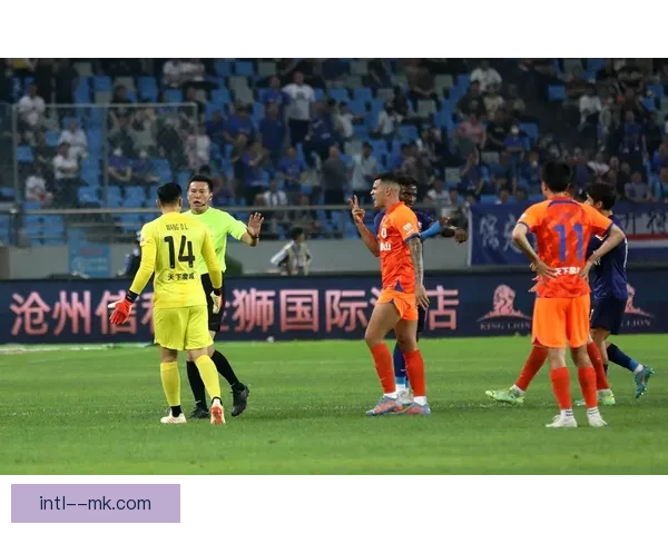 沧州雄狮连胜开局后陷入长时间低谷队伍困境引发深思